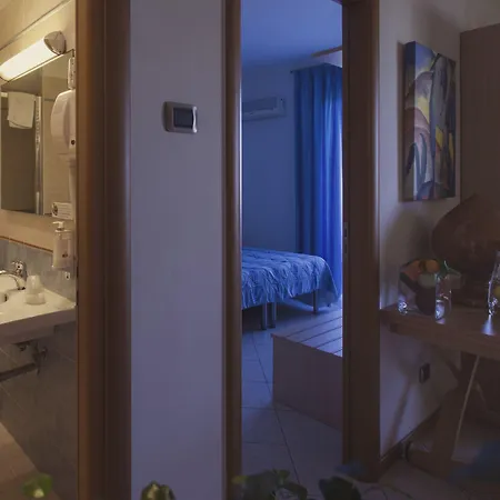 ホテル Avantgarde